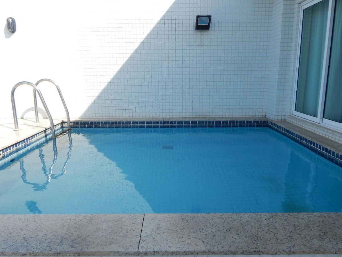 Cobertura De Luxo Com Piscina E Churrasqueira Na Praia Do Forte Кабо Фрио Екстериор снимка